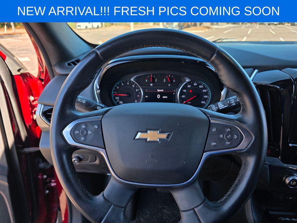 used 2023 Chevrolet Traverse car, priced at $26,699