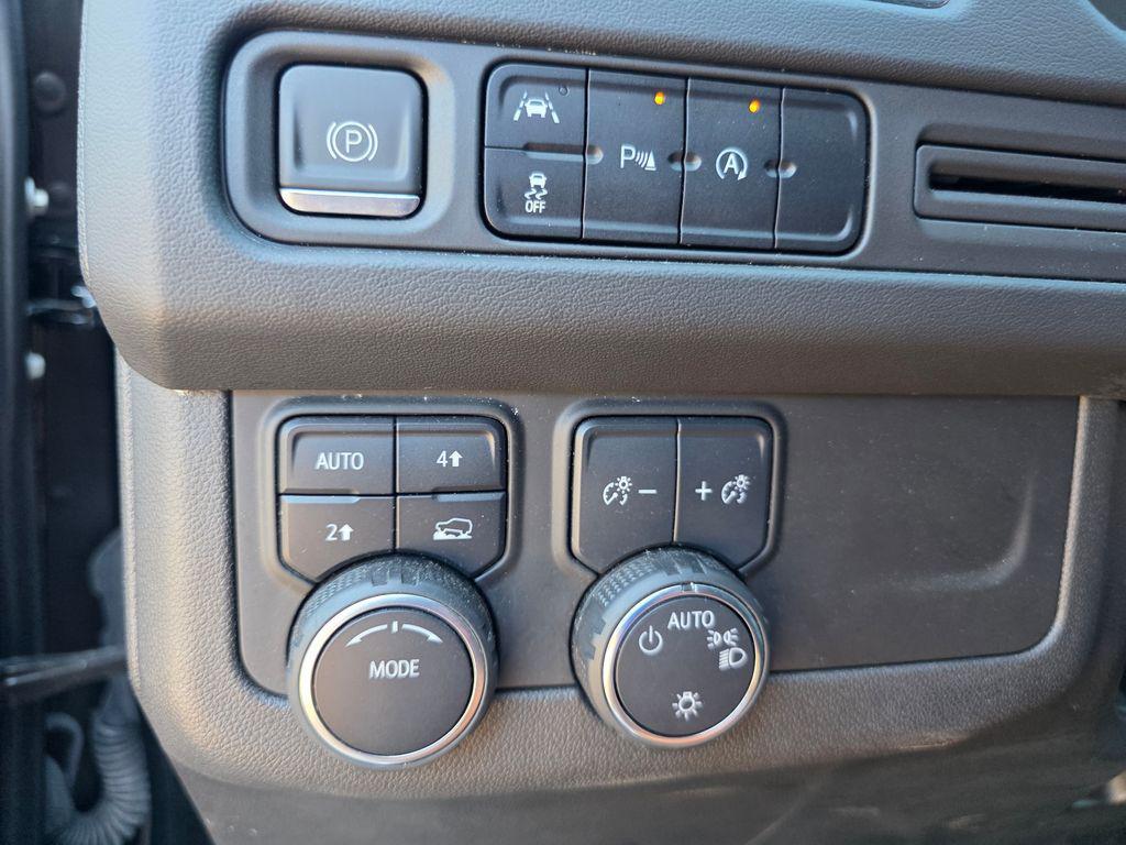 used 2023 Chevrolet Tahoe car, priced at $50,182