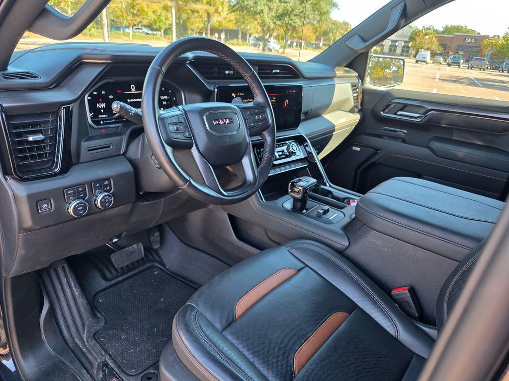 used 2023 GMC Sierra 1500 car, priced at $53,377