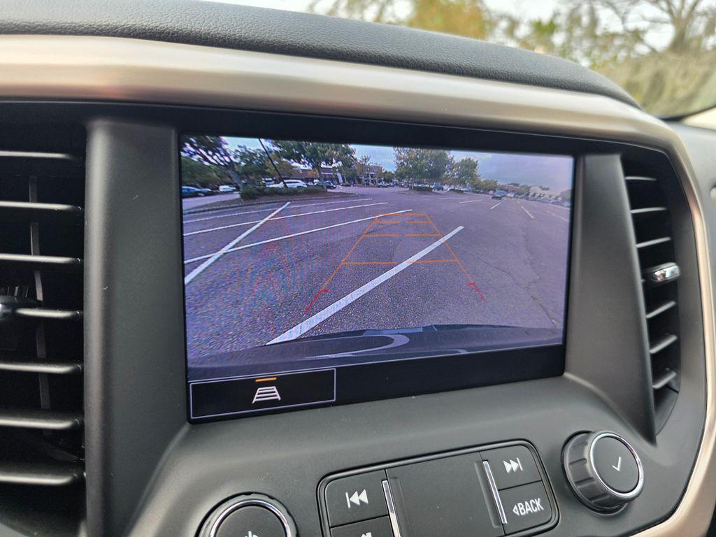 used 2022 GMC Acadia car, priced at $35,588