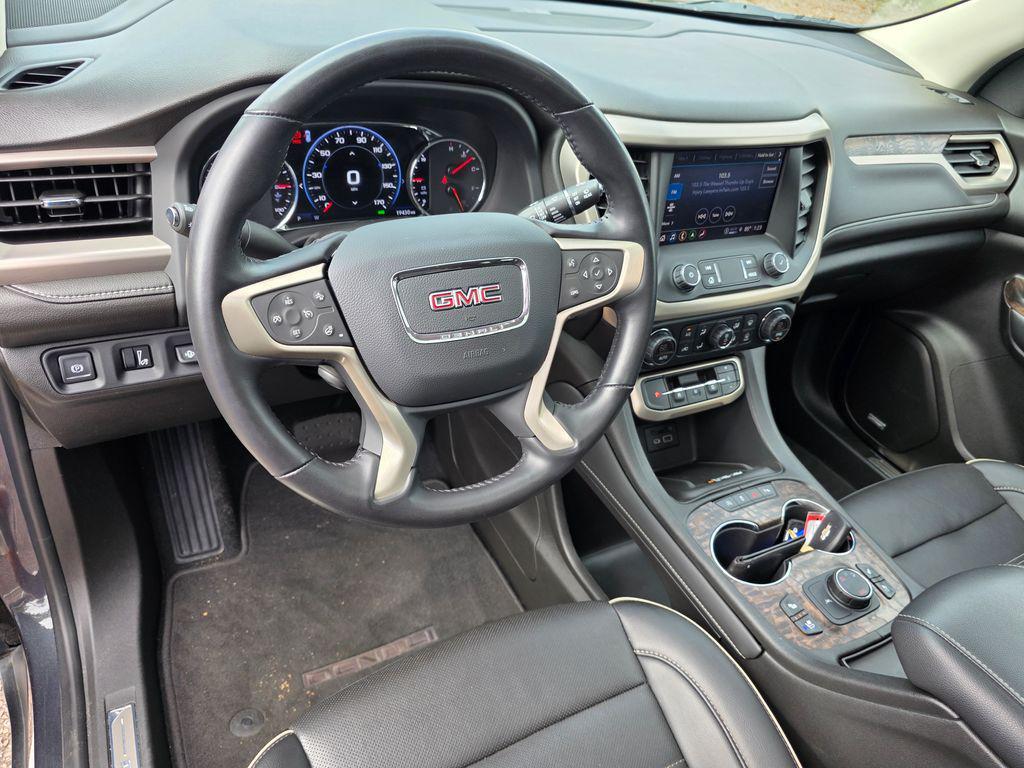 used 2022 GMC Acadia car, priced at $35,588