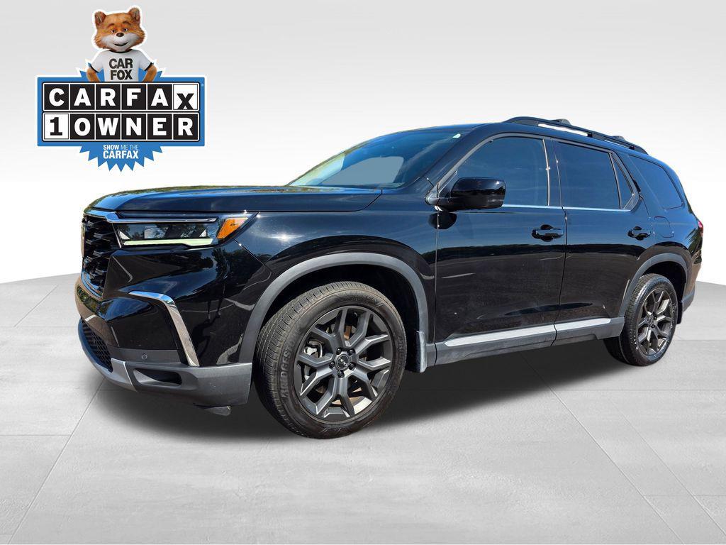 used 2023 Honda Pilot car, priced at $45,743