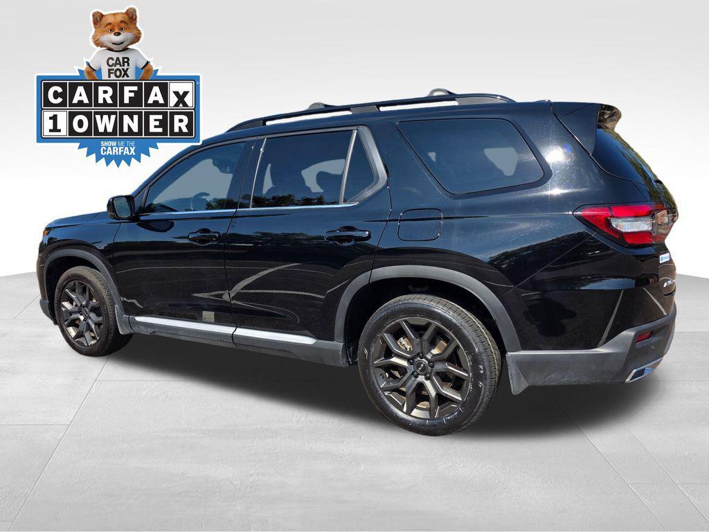 used 2023 Honda Pilot car, priced at $45,743