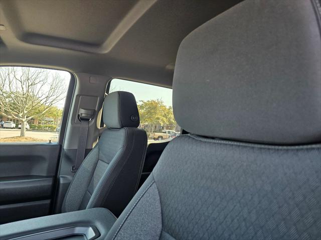 new 2025 Chevrolet Silverado 1500 car, priced at $43,974