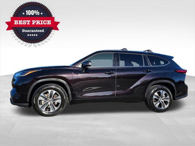 used 2021 Toyota Highlander car, priced at $29,970