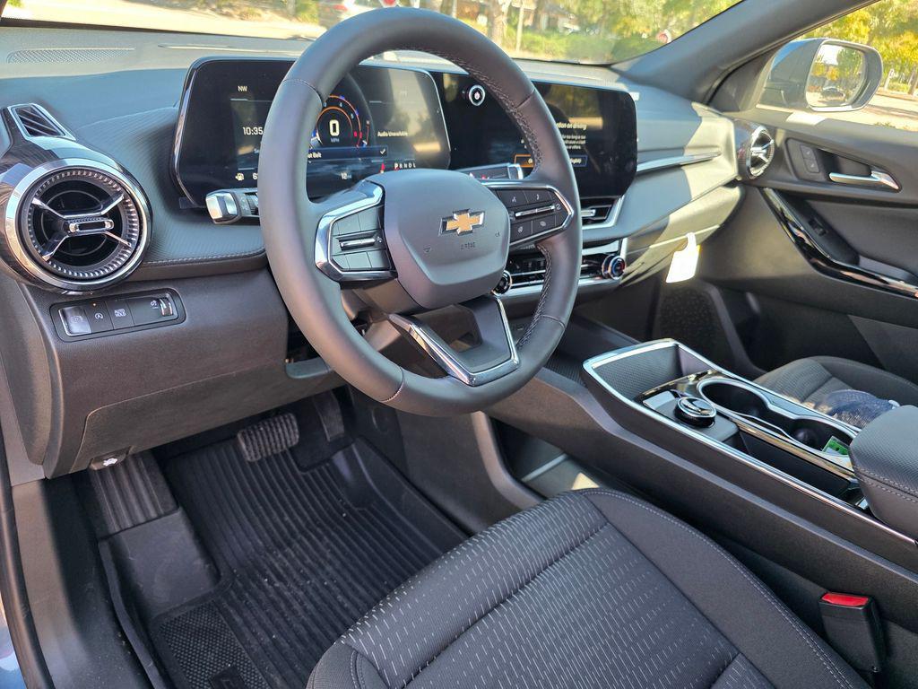 new 2026 Chevrolet Equinox car, priced at $29,050