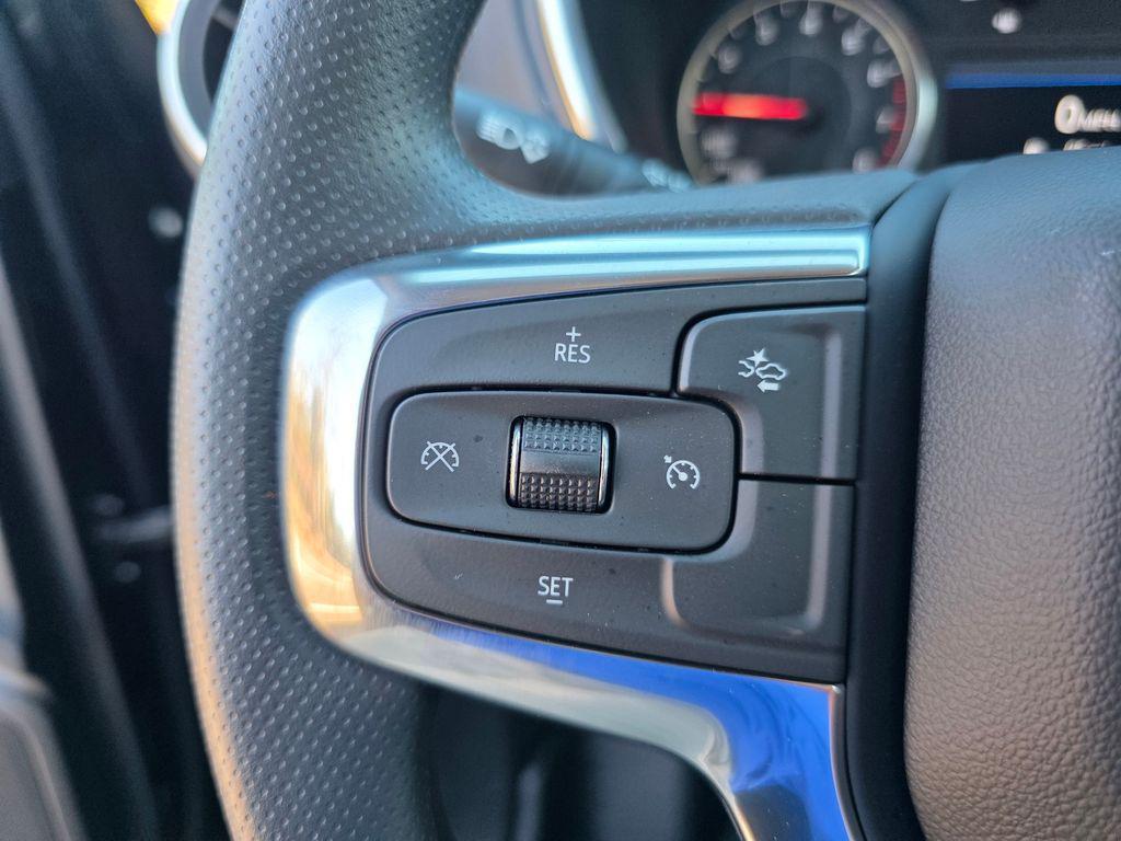 new 2025 Chevrolet Blazer car, priced at $35,653