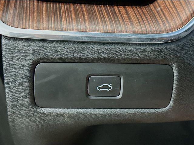 used 2023 Volvo XC60 car, priced at $35,797