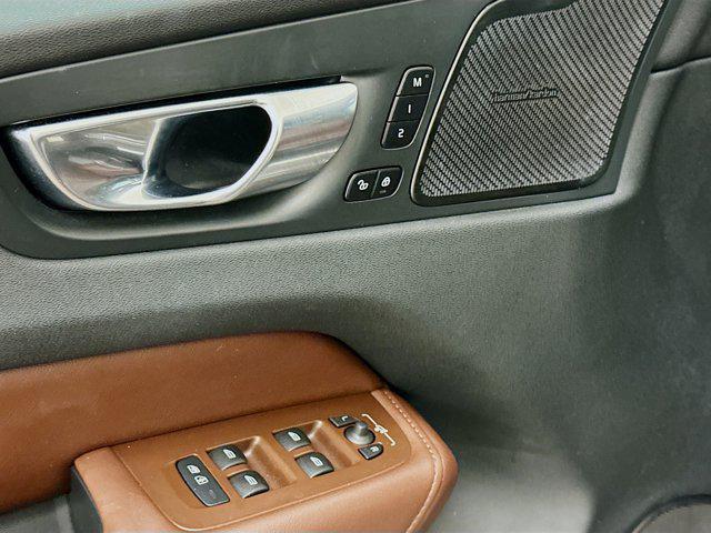 used 2023 Volvo XC60 car, priced at $35,797