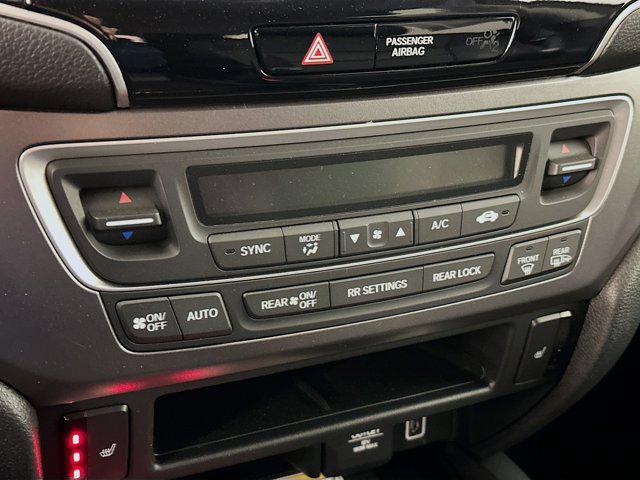 used 2022 Honda Pilot car, priced at $31,996