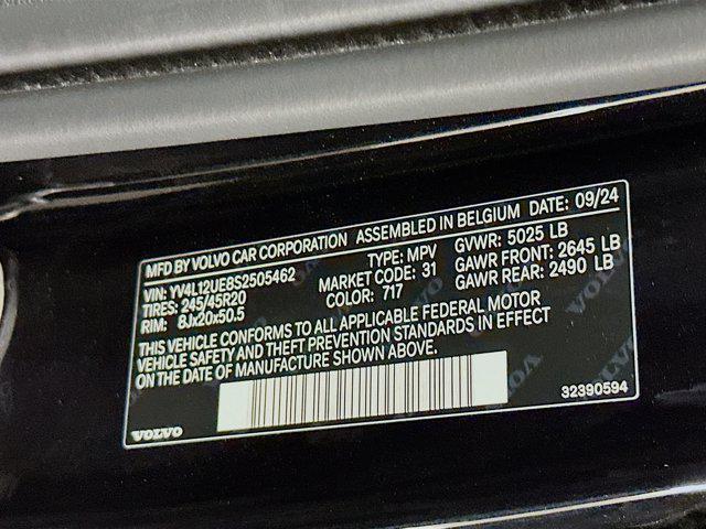used 2025 Volvo XC40 car, priced at $30,597
