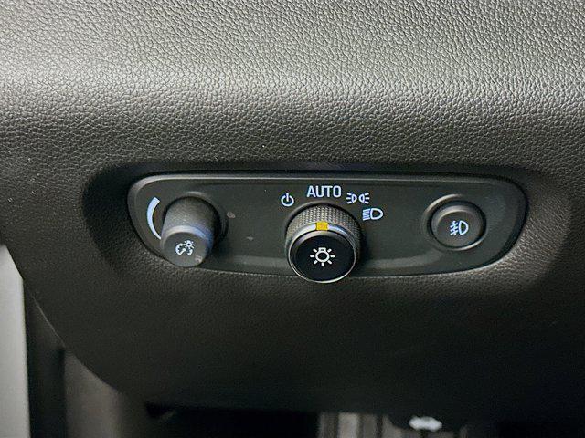 used 2021 Chevrolet Traverse car, priced at $23,896