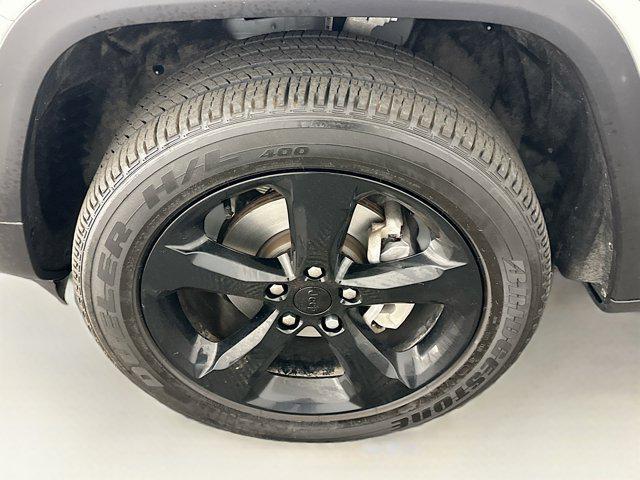 used 2022 Jeep Grand Cherokee car, priced at $29,996