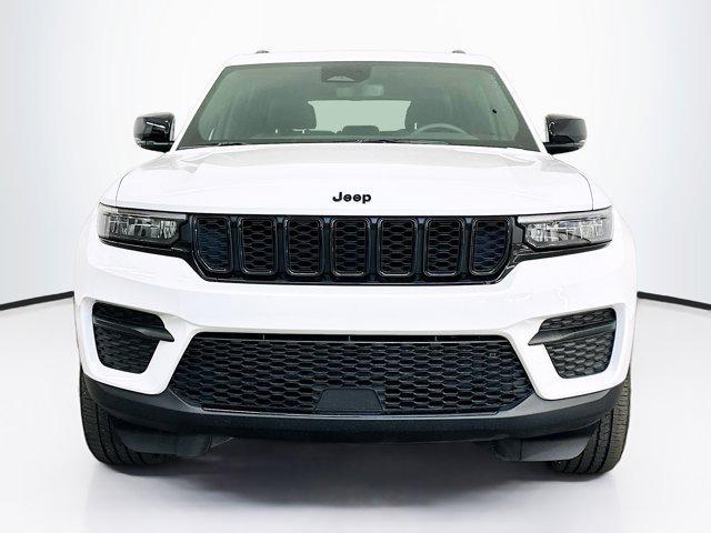 used 2022 Jeep Grand Cherokee car, priced at $29,996