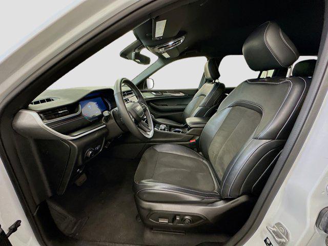 used 2022 Jeep Grand Cherokee car, priced at $29,996