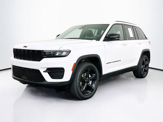 used 2022 Jeep Grand Cherokee car, priced at $29,996