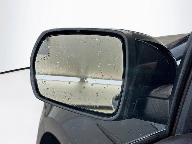 used 2024 Ford Edge car, priced at $22,297