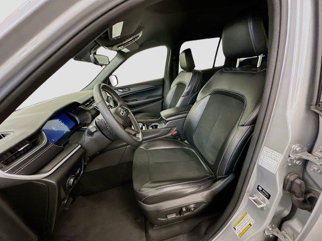 used 2024 Jeep Grand Cherokee car, priced at $31,397