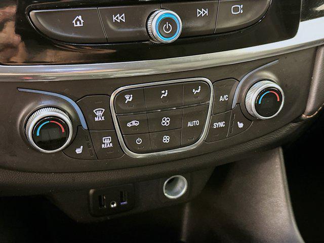 used 2021 Chevrolet Traverse car, priced at $28,497