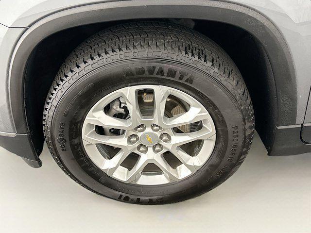 used 2021 Chevrolet Traverse car, priced at $28,497