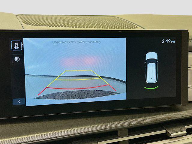 used 2024 Hyundai Santa Fe car, priced at $26,487