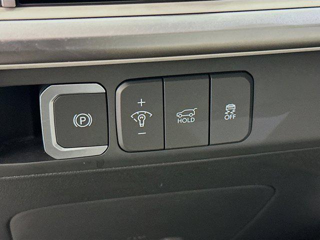 used 2024 Hyundai Santa Fe car, priced at $26,487