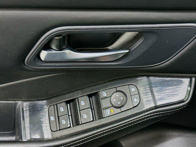 used 2024 Nissan Rogue car, priced at $21,397