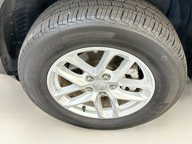 used 2023 Jeep Grand Cherokee car, priced at $28,697