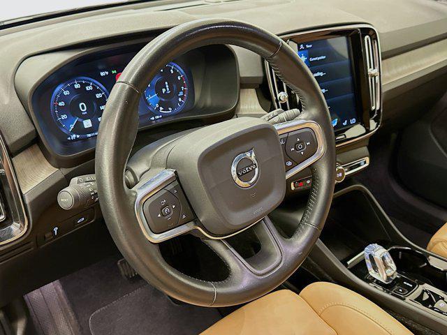 used 2019 Volvo XC40 car, priced at $19,797