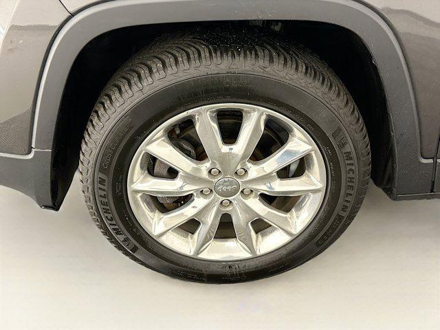 used 2015 Jeep Cherokee car, priced at $14,999