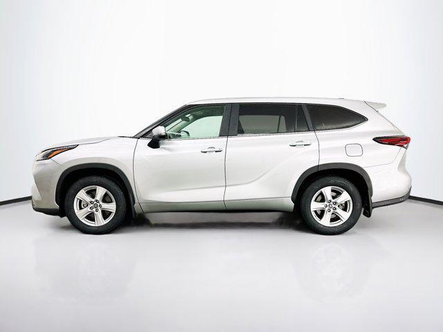 used 2024 Toyota Highlander car, priced at $34,989