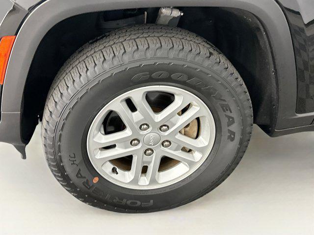 used 2023 Jeep Grand Cherokee car, priced at $26,796