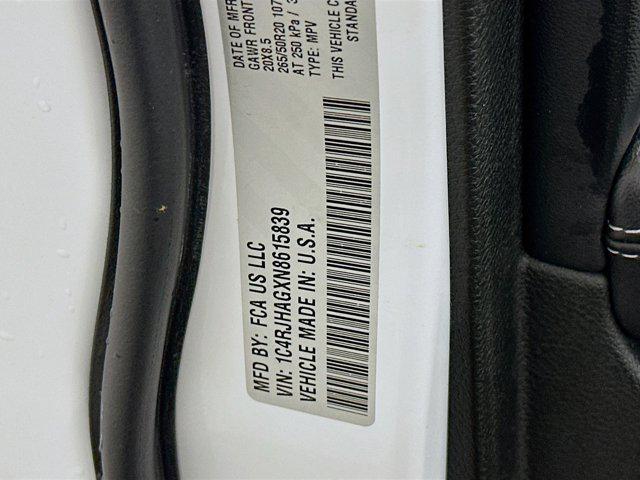 used 2022 Jeep Grand Cherokee car, priced at $28,897