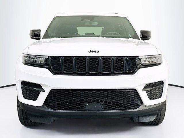 used 2022 Jeep Grand Cherokee car, priced at $28,897