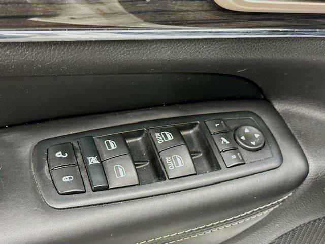 used 2017 Jeep Grand Cherokee car, priced at $19,799