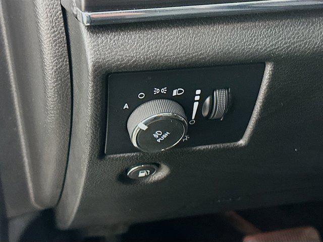 used 2022 Jeep Grand Cherokee car, priced at $26,997