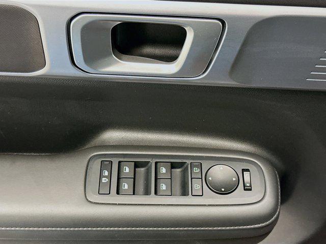used 2024 Hyundai Santa Fe car, priced at $26,996