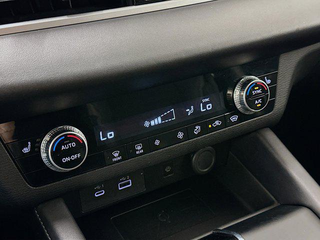 used 2024 Mitsubishi Outlander car, priced at $24,597