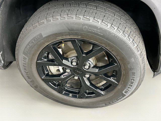 used 2022 Jeep Grand Cherokee L car, priced at $30,197