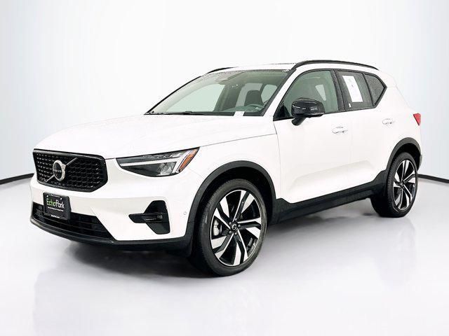 used 2025 Volvo XC40 car, priced at $28,987
