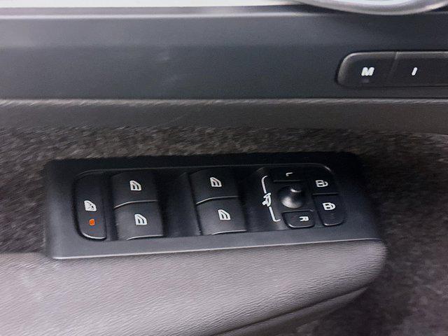 used 2024 Volvo XC40 car, priced at $28,297