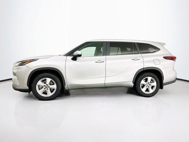 used 2024 Toyota Highlander car, priced at $38,789