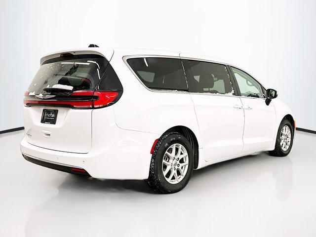 used 2023 Chrysler Pacifica car, priced at $23,189