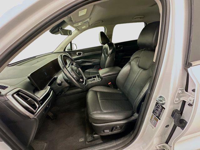 used 2024 Kia Sorento car, priced at $27,997