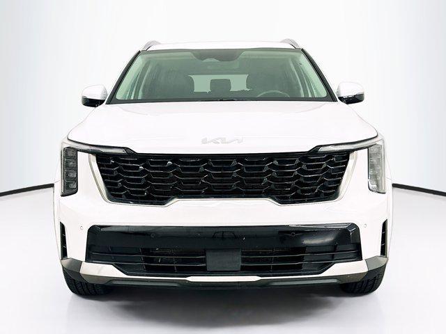 used 2024 Kia Sorento car, priced at $27,997