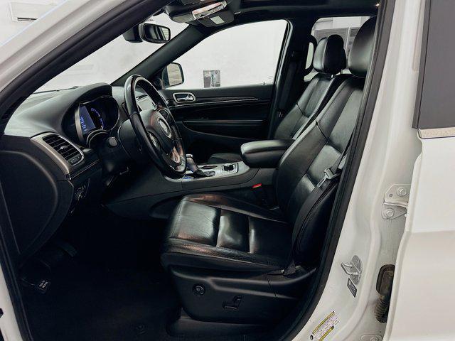 used 2022 Jeep Grand Cherokee car, priced at $25,589