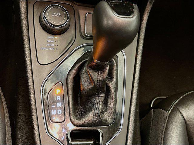 used 2021 Jeep Cherokee car, priced at $19,996