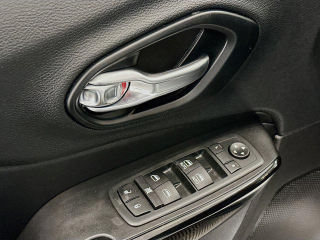 used 2021 Jeep Cherokee car, priced at $19,996