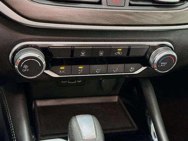 used 2023 Nissan Altima car, priced at $19,297