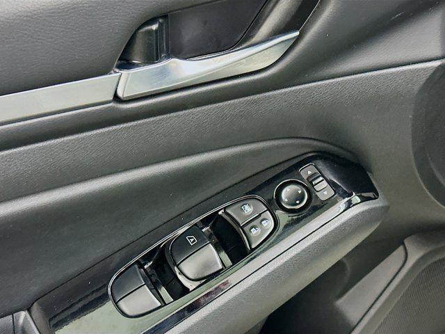 used 2023 Nissan Altima car, priced at $19,297